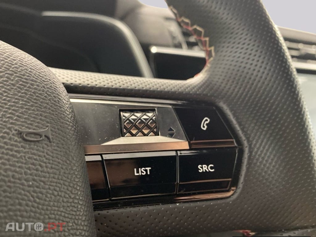DS DS7 Crossback I.V.A DEDUTÍVEL E-TENSE 4X2 225 Performance Line