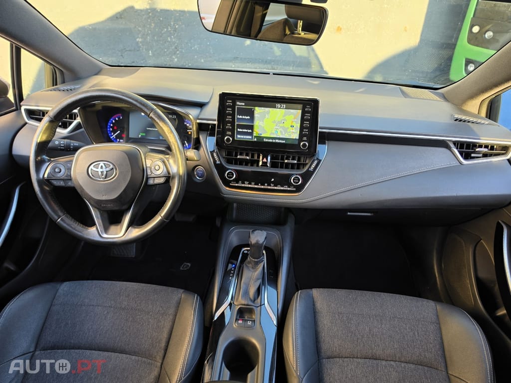 Toyota Corolla Touring Sports 1.8 Hybrid Comfort+P.Sport