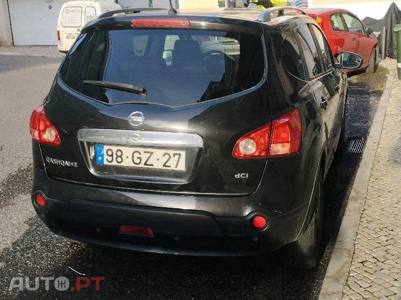 Nissan Qashqai +2 Suv