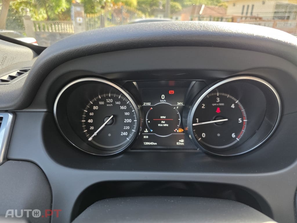 Land Rover Discovery Sport 2.0 TD4 HSE Luxury
