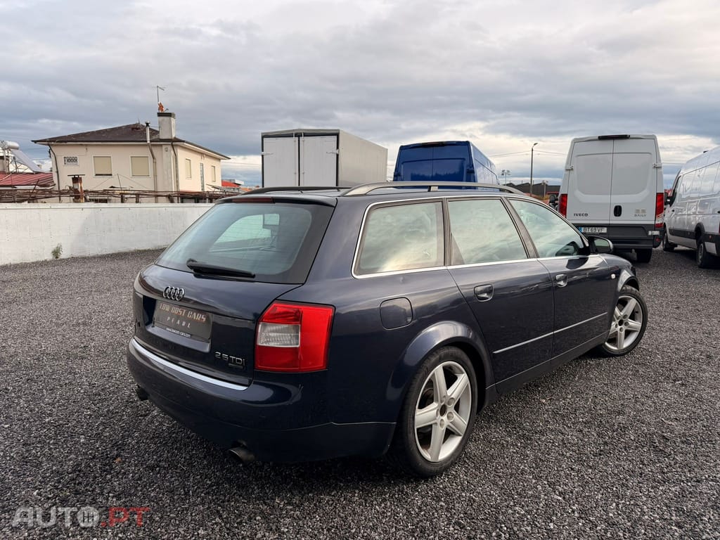 Audi A4 Avant 2.5 TDi quattro