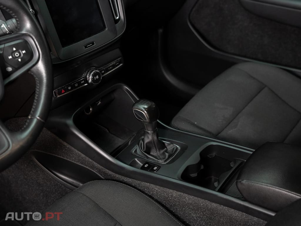 Volvo XC40 2.0 D3 Momentum