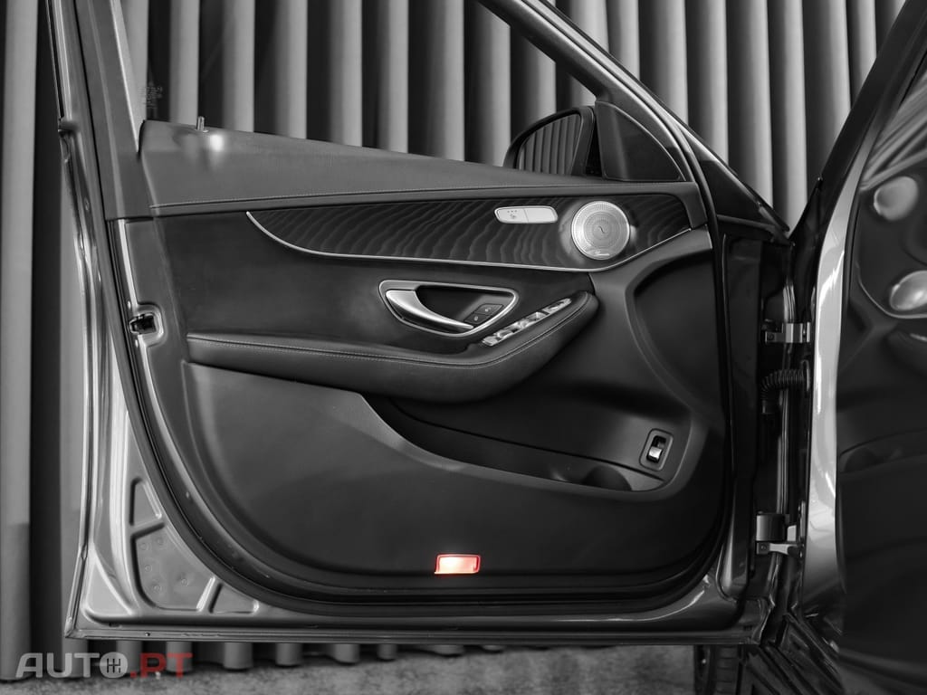 Mercedes-Benz C 220 d Station 9G-TRONIC AMG Line