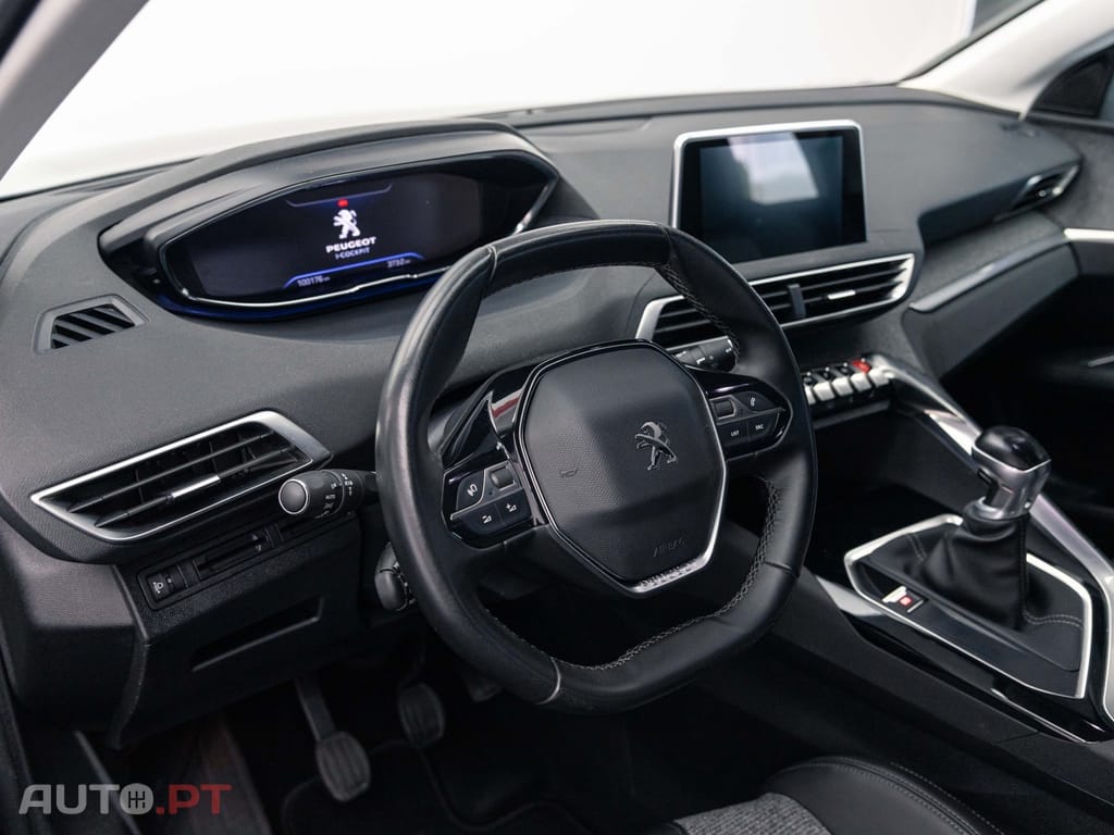 Peugeot 3008 1.2 PureTech Allure