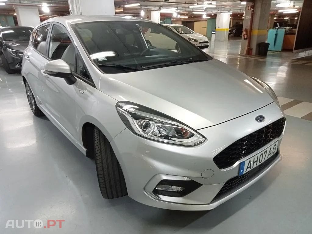 Ford Fiesta 1.0 EcoBoost MHEV ST-Line