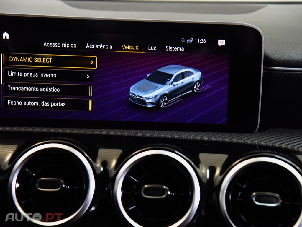 Mercedes-Benz A 180 D AUTO. SEDAN