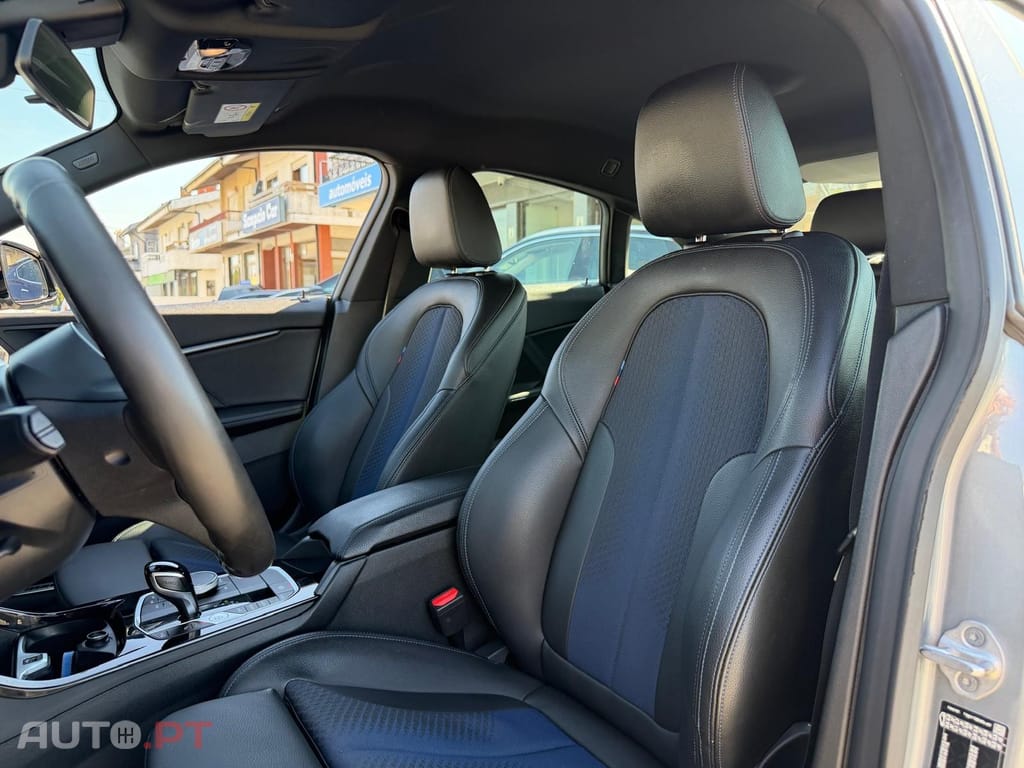 BMW 216 d Pack Desportivo M