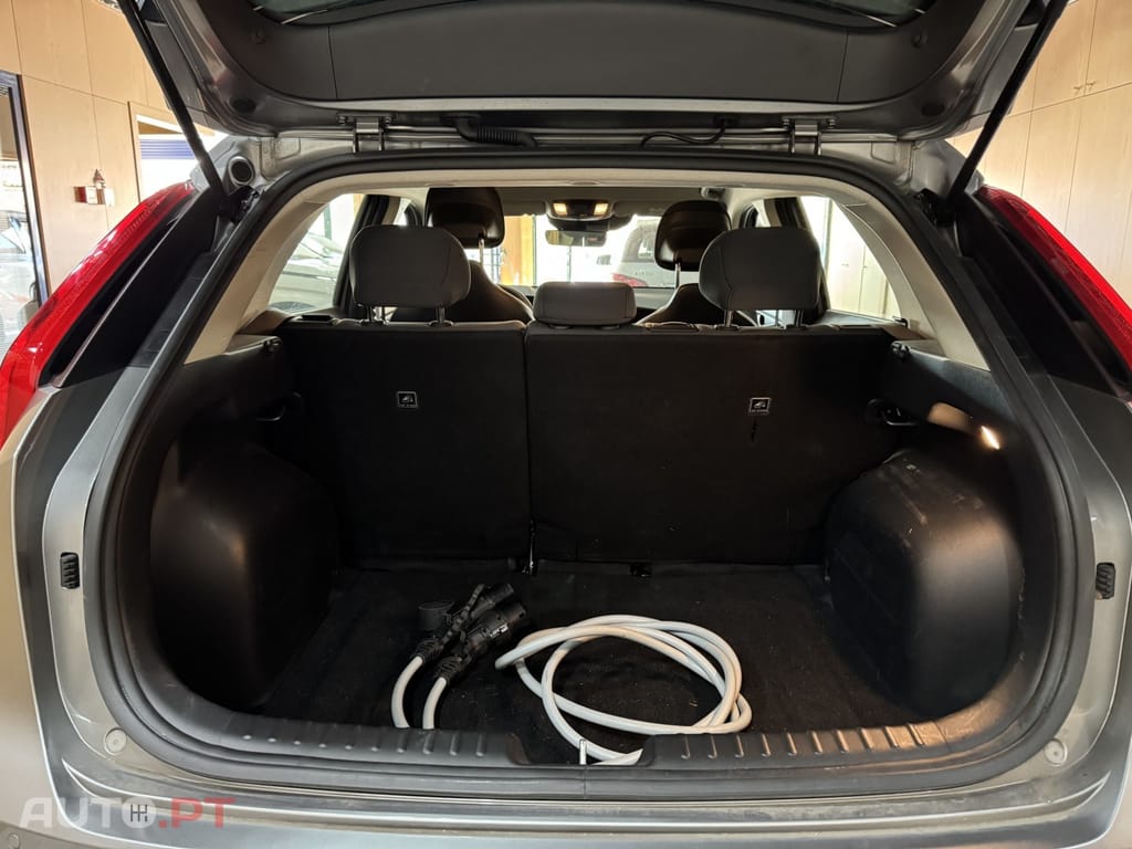 Kia Niro 64kWh Drive