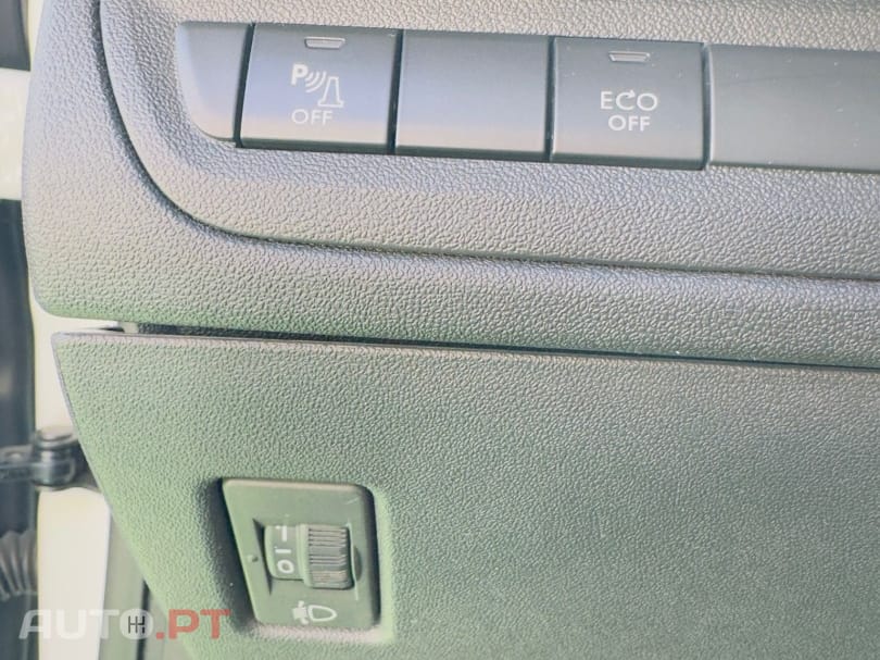 Peugeot 2008 1.2 PureTech Allure