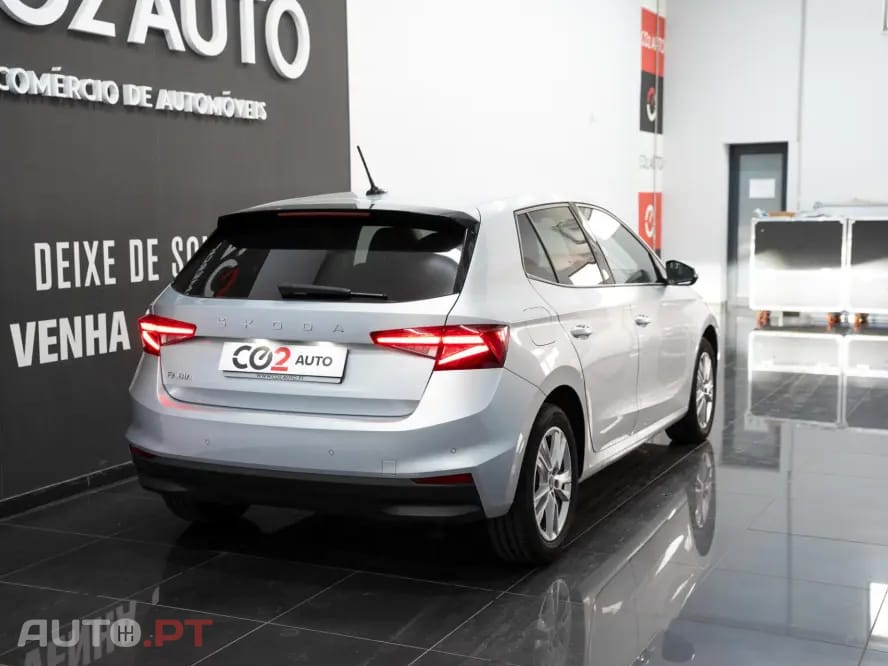 Skoda Fabia 1.0 TSI Selection DSG