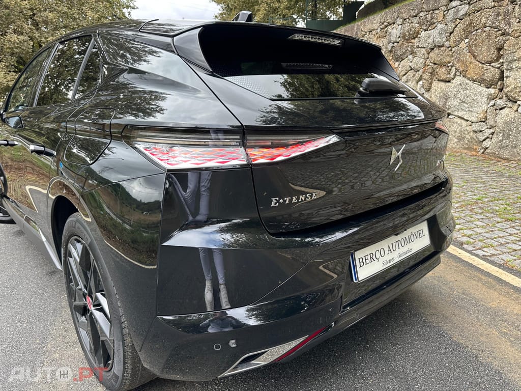 DS DS4 E-Tense Performance Line EAT8