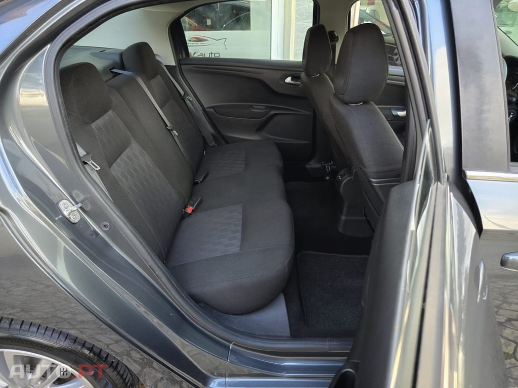 Citroen C-Elysée 1.6 HDi Exclusive