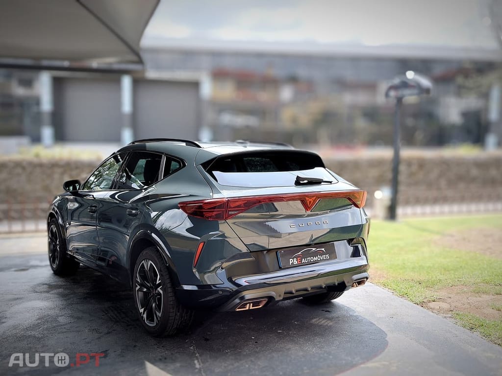 CUPRA Formentor 1.5 e-Hybrid DSG — fotografia 10