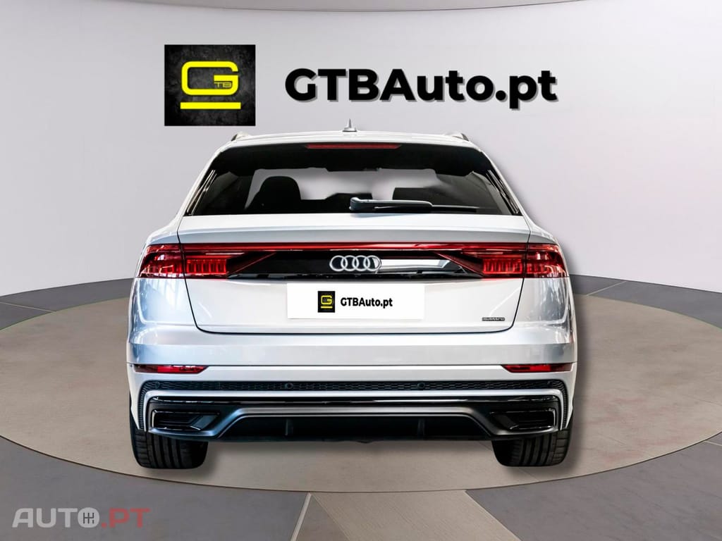 Audi Q8 I.V.A DEDUTÍVEL  55TFSIe 2x