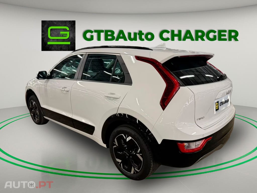 Kia Niro Vision 64,8kWh I.V.A DEDUTIVEL 