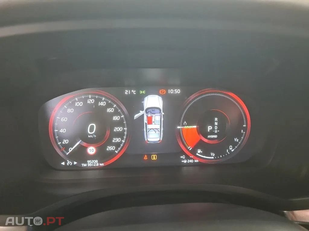 Volvo V60 2.0 T8 AWD TE Momentum Plus