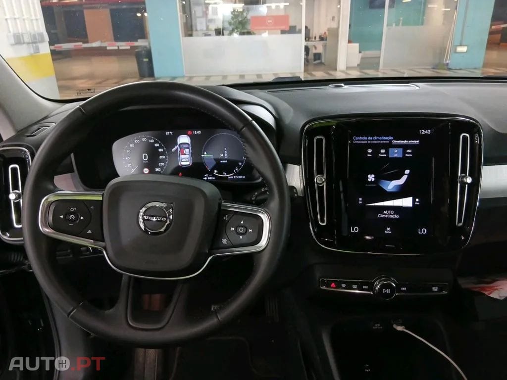 Volvo XC40 1.5 T5 PHEV R-Design Expression