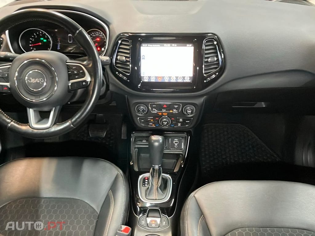 Jeep Compass 1.3 T Limited DCT