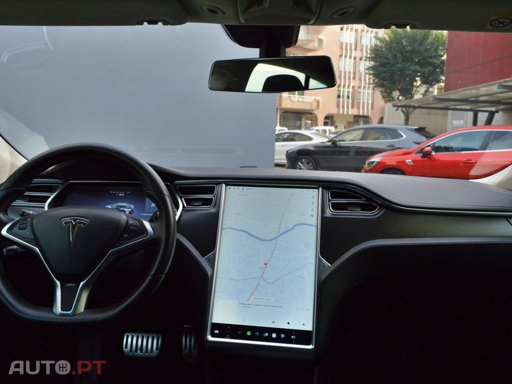 Tesla Model S 85 Perfomance