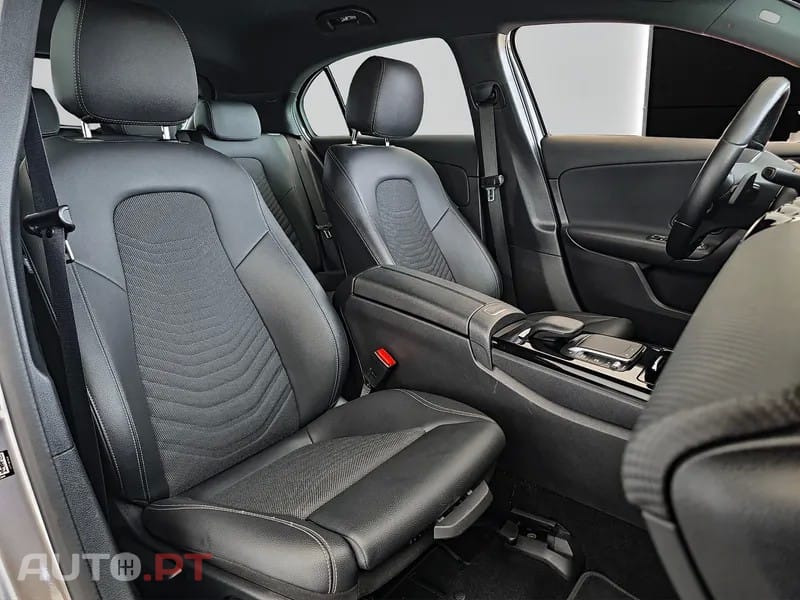 Mercedes-Benz A 250 Hybrid EQ Power