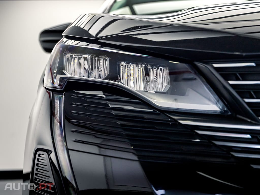 Peugeot 5008 1.5 BlueHDi Allure EAT8