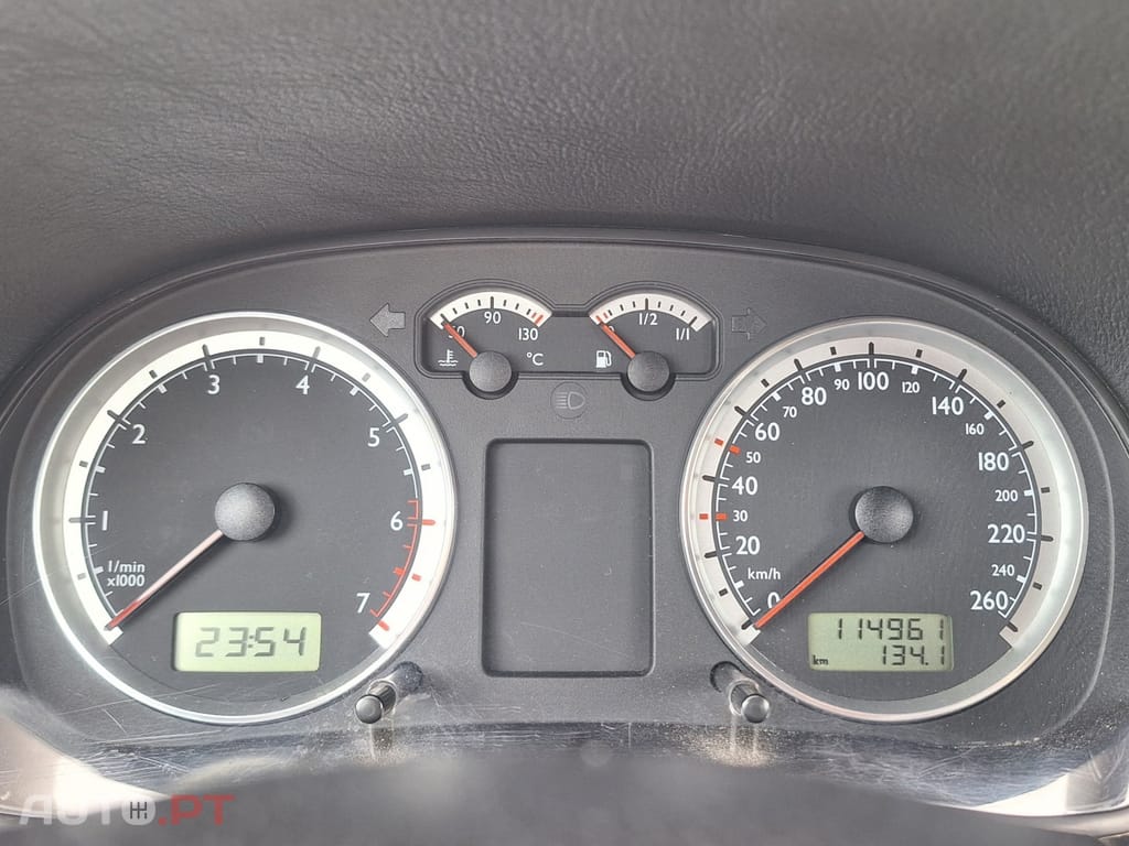 Volkswagen Golf 1.4i Confortline JE+AC