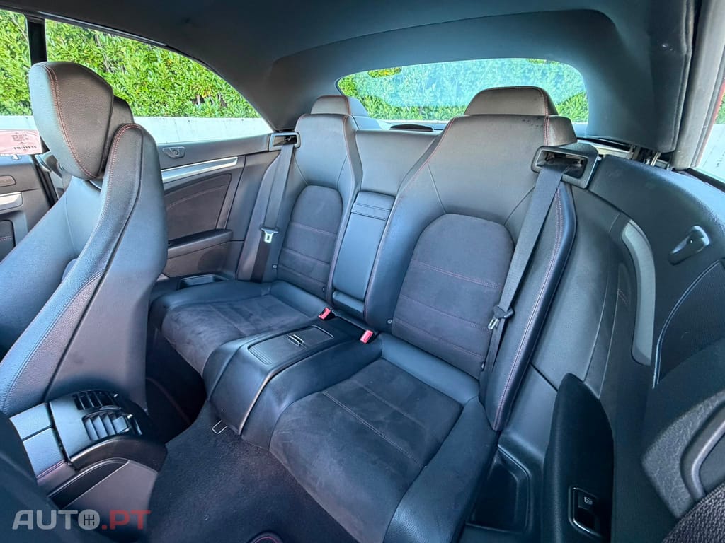 Mercedes-Benz E 220 BlueTEC Auto