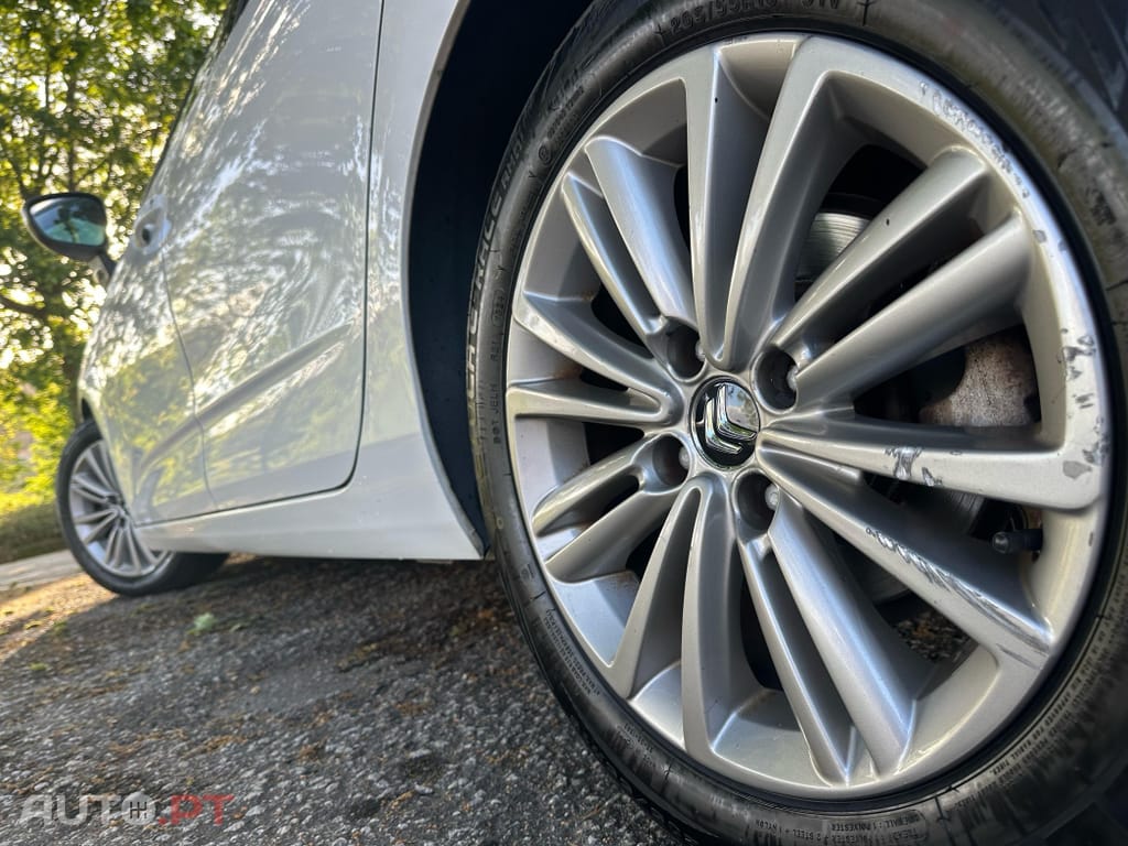 Citroen C4 1.6 e-HDi Exclusive J17 CMP6
