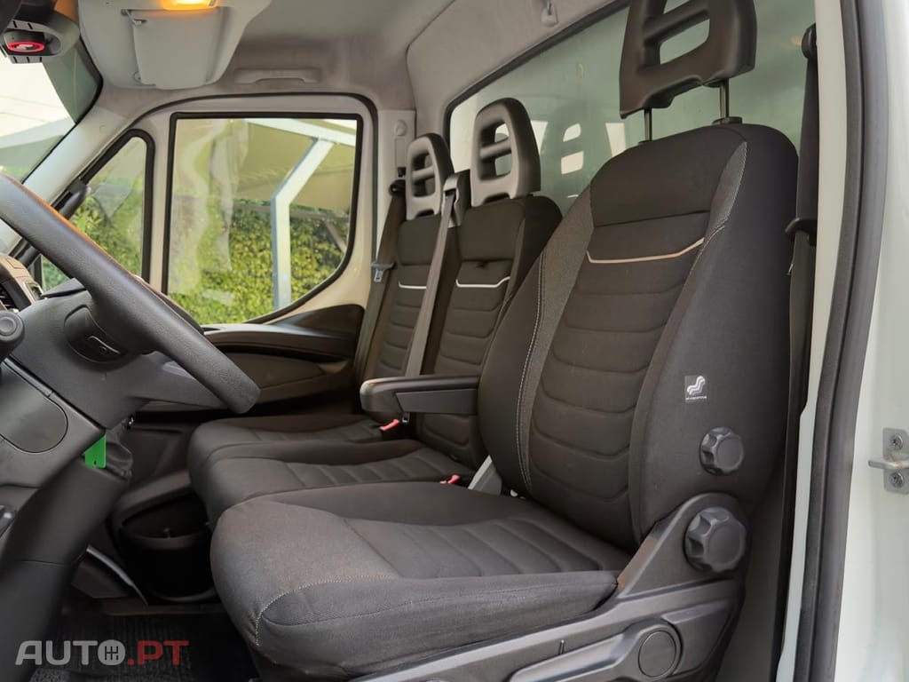 Iveco Daily MOTOR 3.0  PLATAFORMA