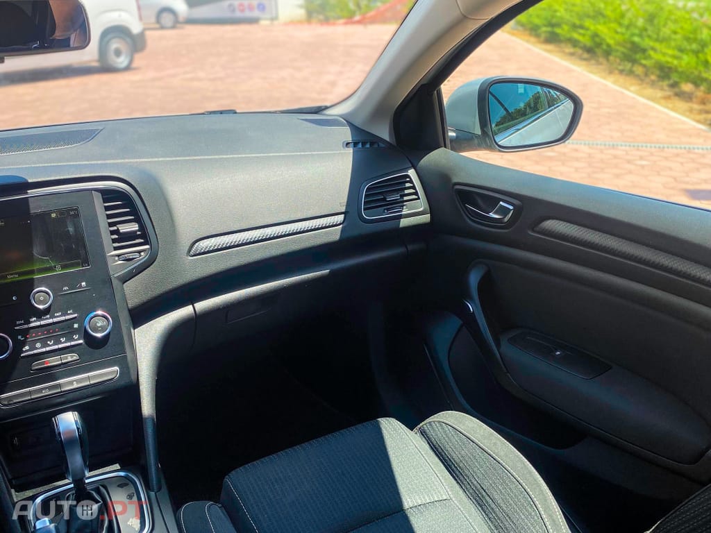 Renault Mégane Sport Tourer 1.5 Blue dCi Intens EDC