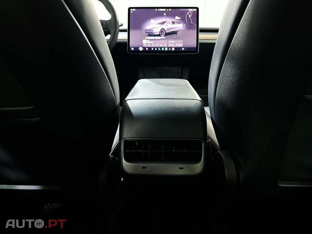 Tesla Model Y Long Range Dual Motor AWD