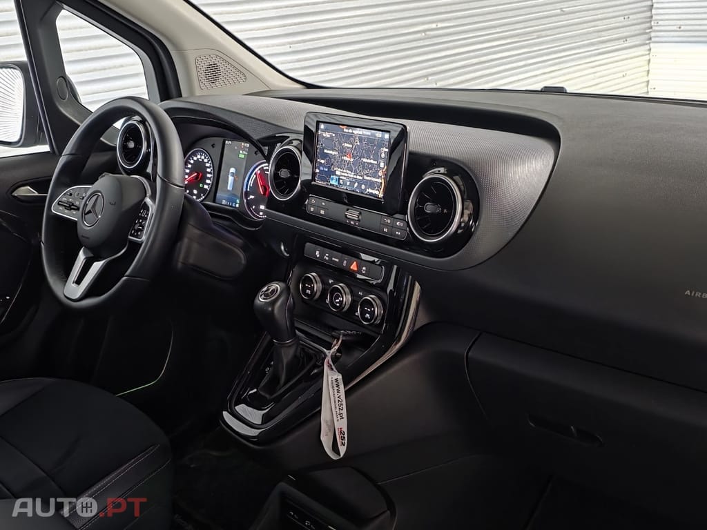 Mercedes-Benz EQT 200