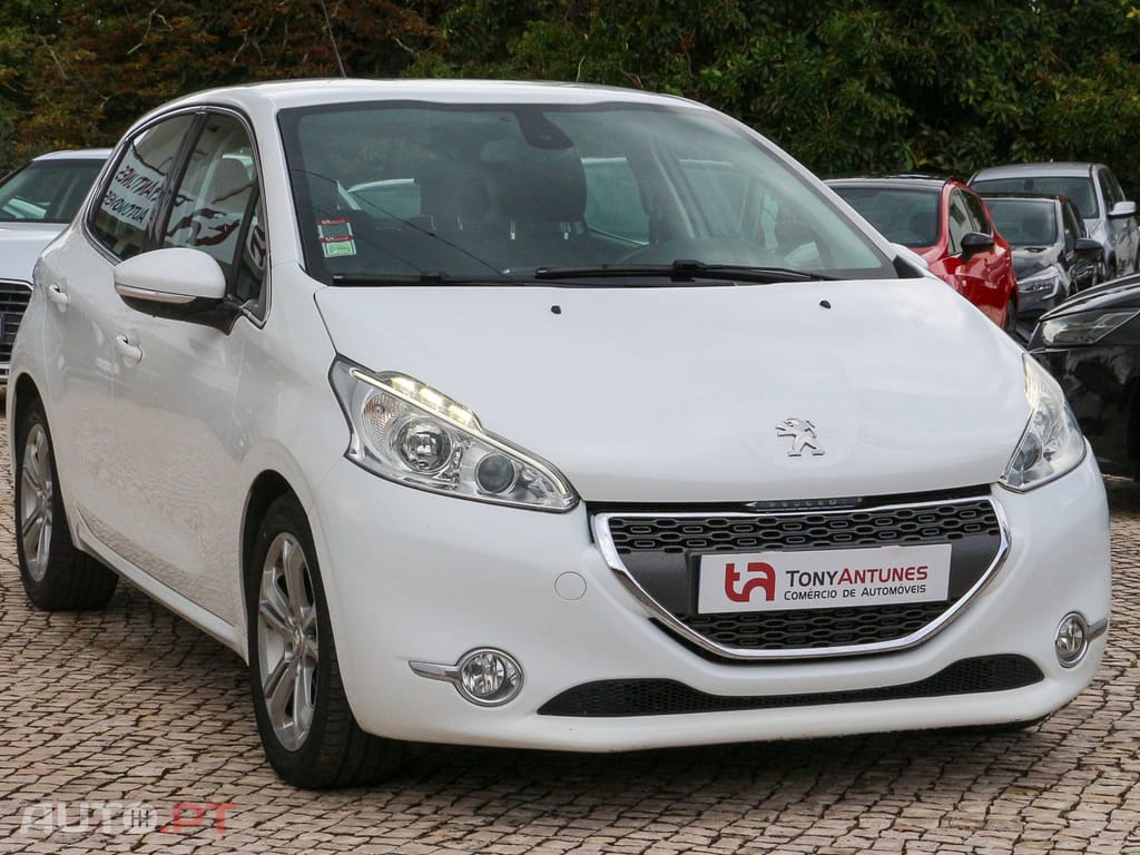 Peugeot 208 1.6 e-HDi Allure 2-Tronic