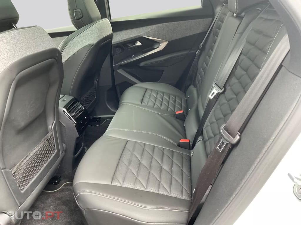 Peugeot E-3008 GT  I.V.A DEDUTIVEL 