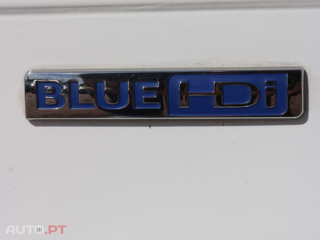 Peugeot 208 STYLE BLUE HDI