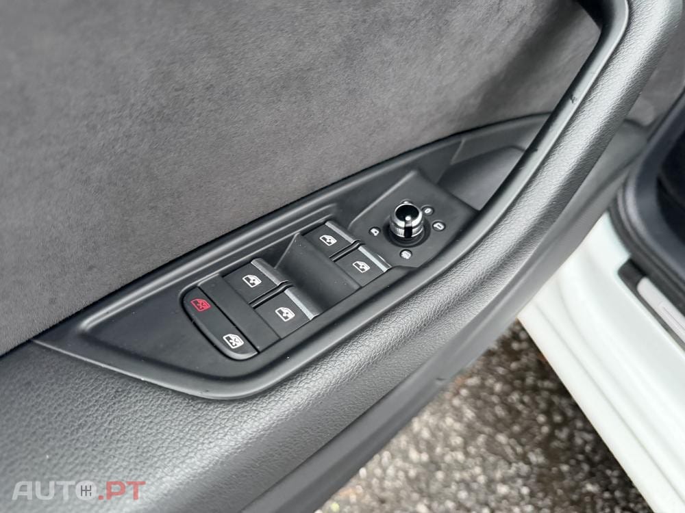 Audi A4 Avant 40 TDI quattro S line S tronic