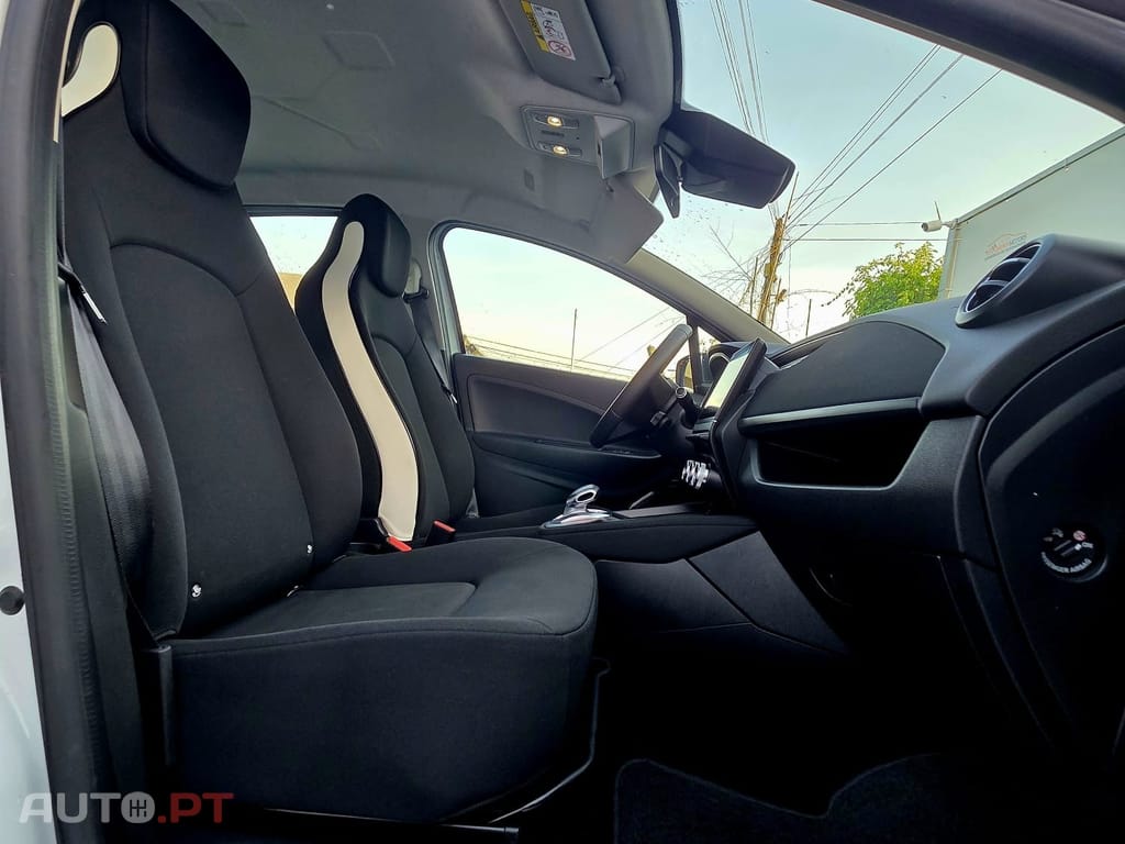 Renault Zoe (c/ Bateria) Z.E. 50 LIFE