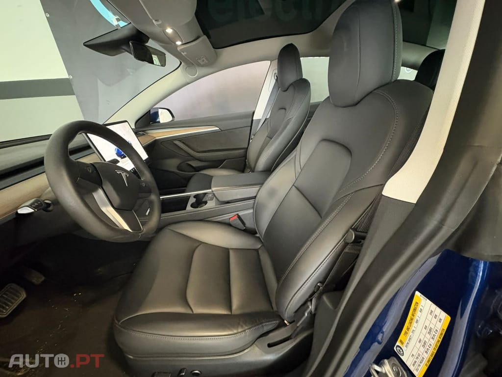 Tesla Model 3 Standard Range Plus RWD