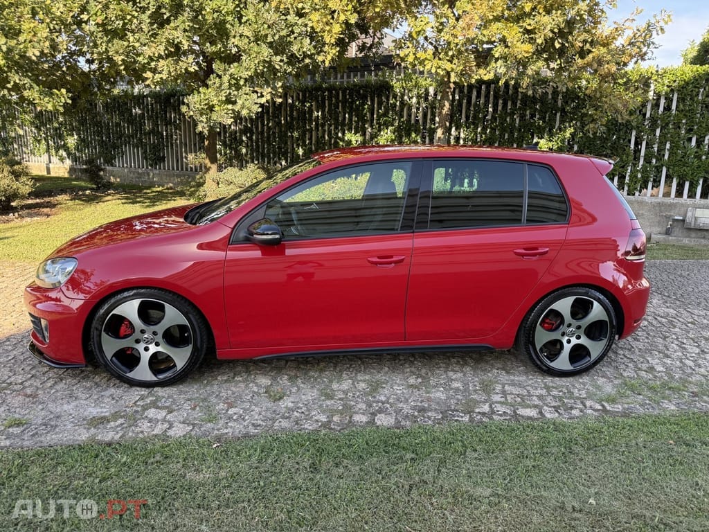 Volkswagen Golf 2.0 GTi