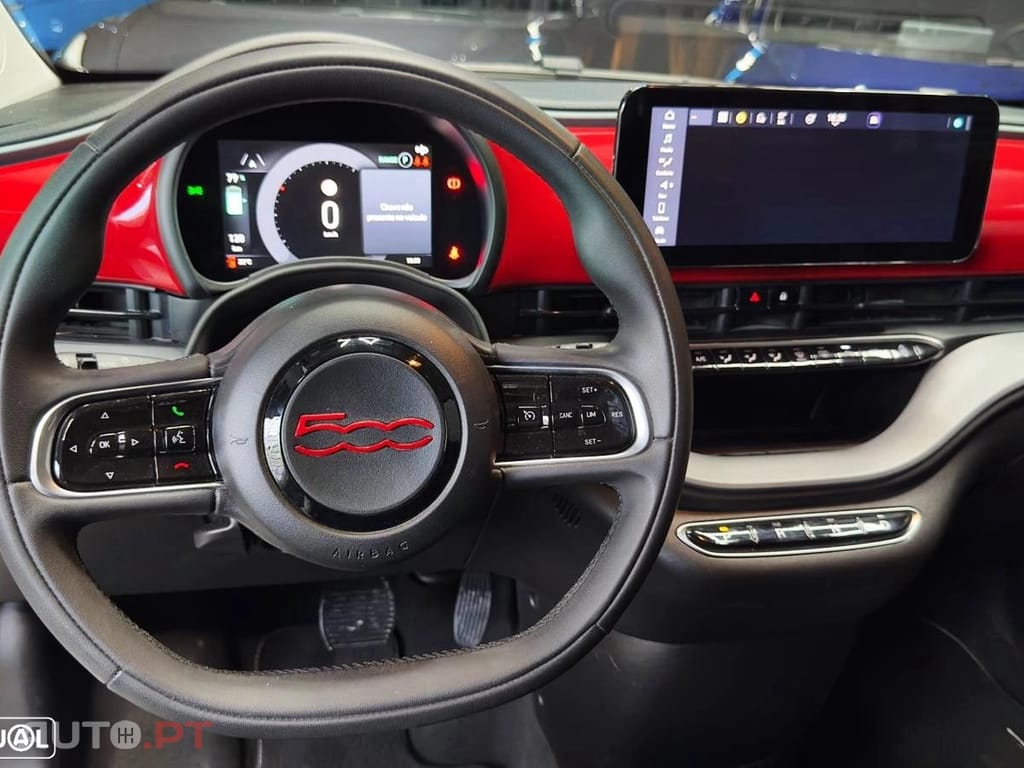 Fiat 500e 23,8kWh Red