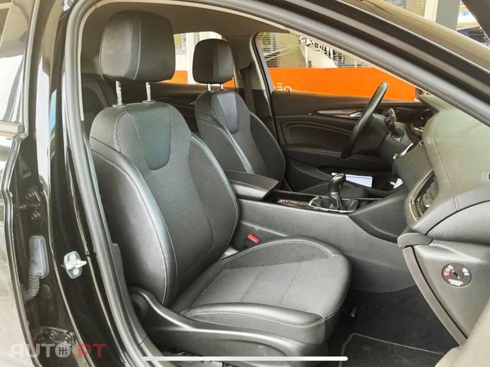 Opel Insignia 1.6 CDTi Dynamic