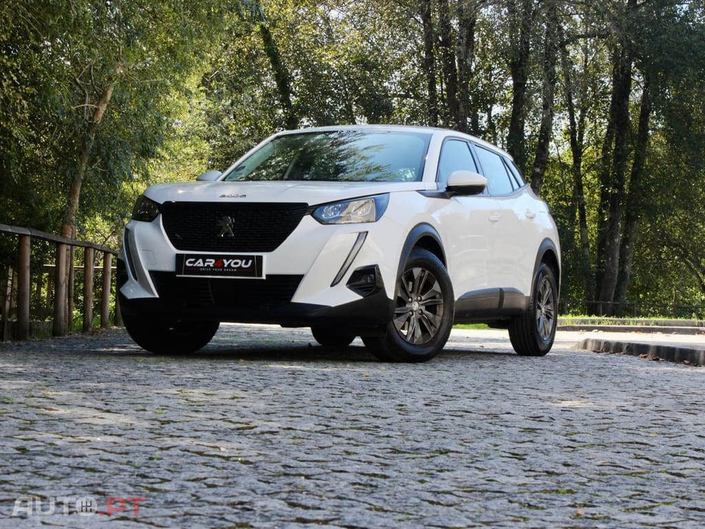 Peugeot 2008 1.2 PureTech Active EAT8