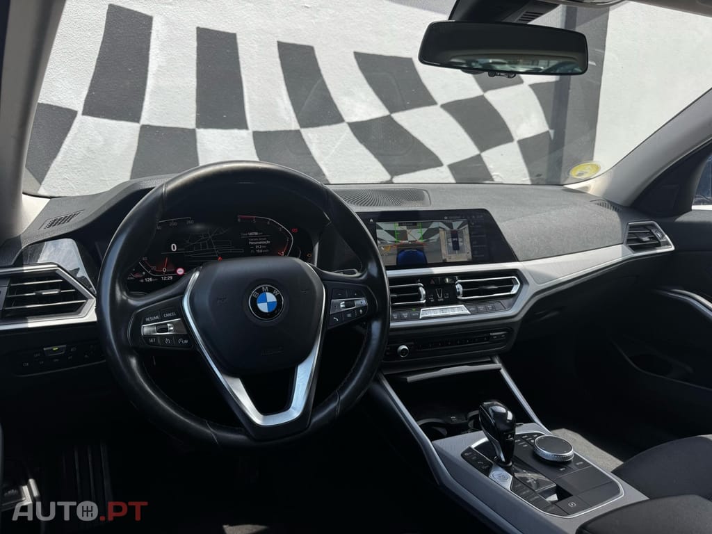 BMW 318 d Touring Aut.