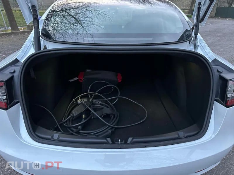 Tesla Model 3 Long Range Tração Integral