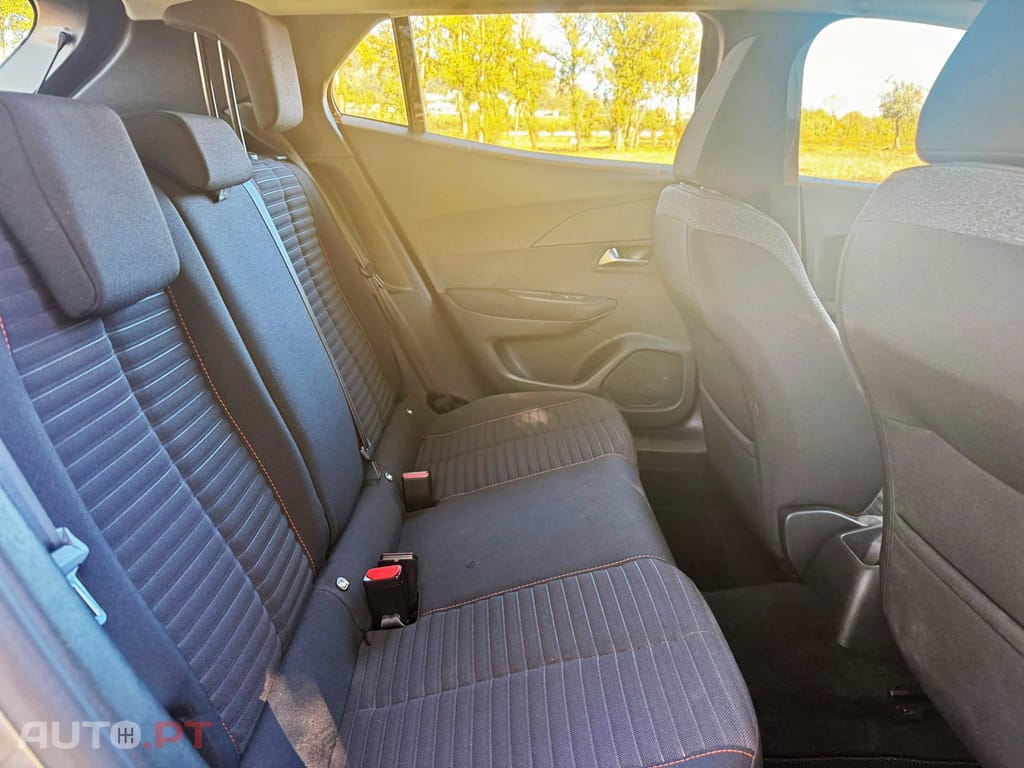 Peugeot 2008 1.2 PureTech Active