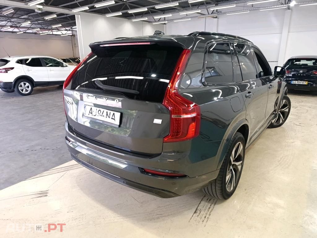 Volvo XC90 2.0 T8 PHEV R-Design AWD