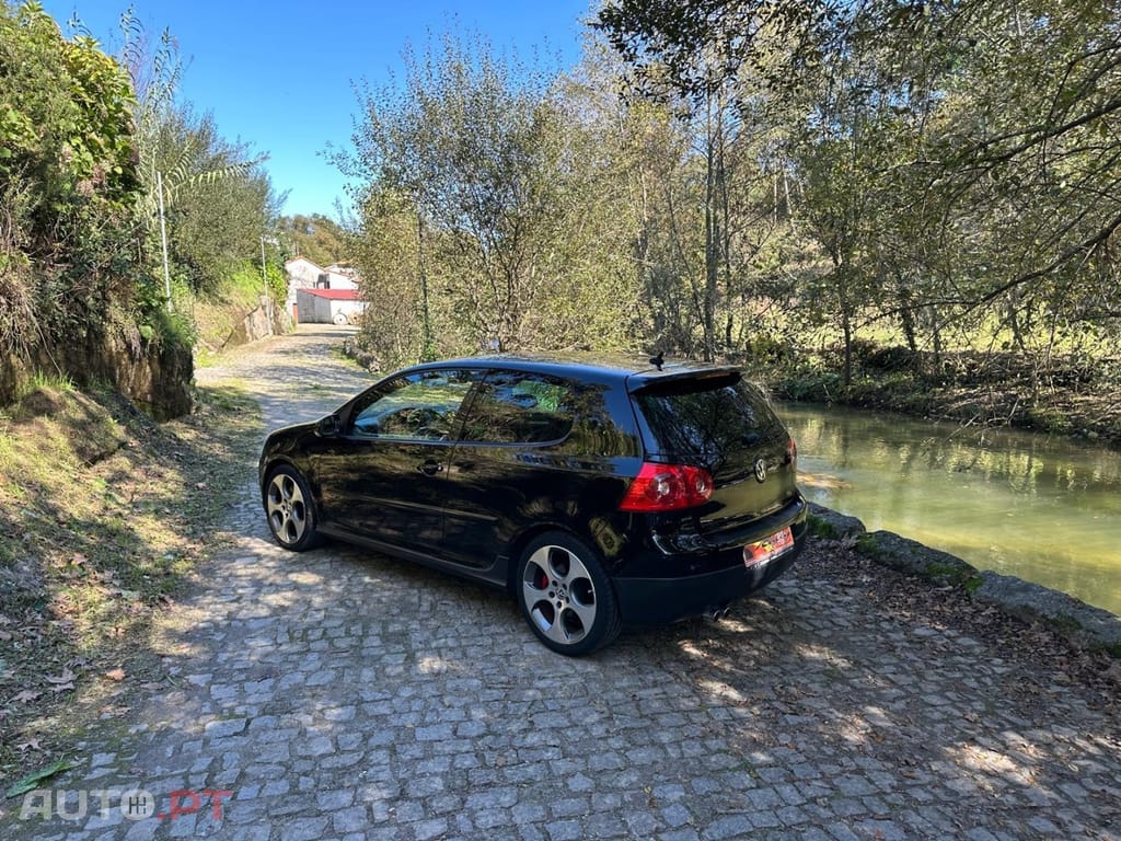 Volkswagen Golf 2.0 GTi