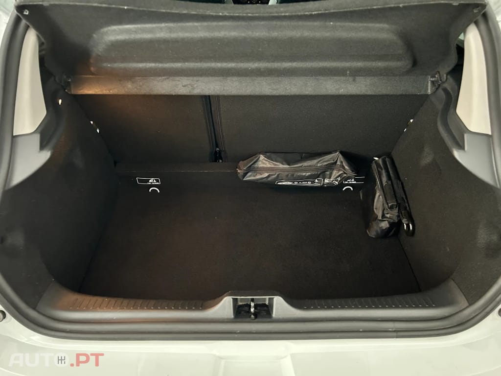 Renault Clio 0.9 TCe Limited Bi-Fuel