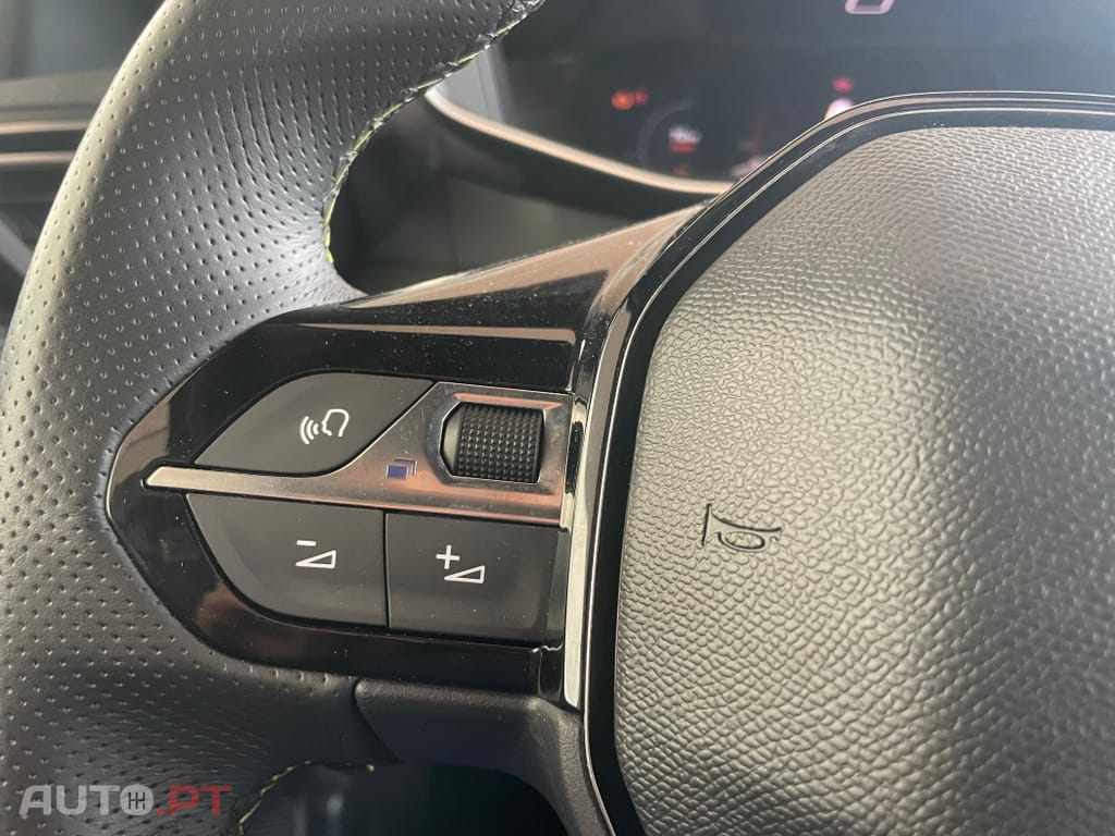 Peugeot 208 1.2 PureTech GT
