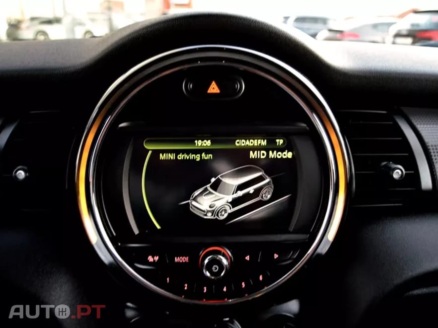 MINI Cooper Cooper D Auto